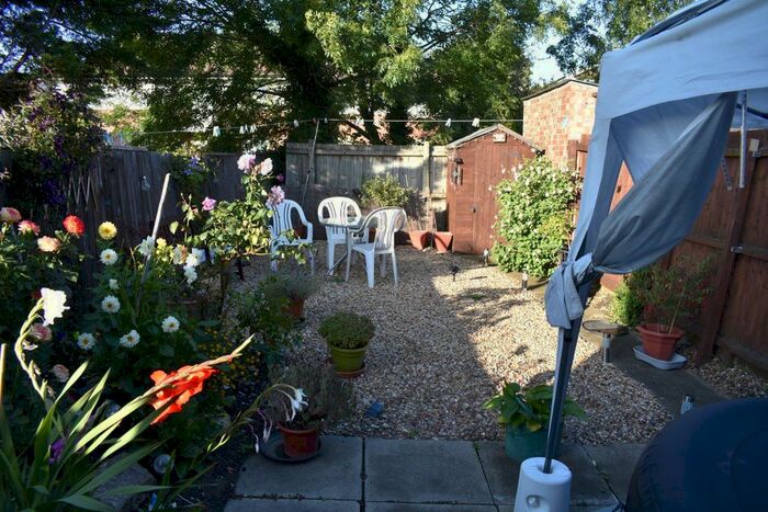 1 Bedroom Flat To Rent In Lincoln Road, Peterborough, Cambs, PE4