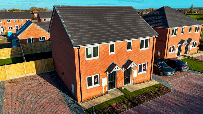 2 Bedroom Semi-Detached House For Sale In Doddington Lane, Claypole, Newark, NG23