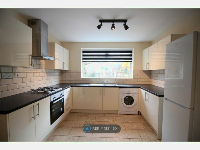 1 Bedroom Flat To Rent In Weoley Park Road, Birmingham, B29