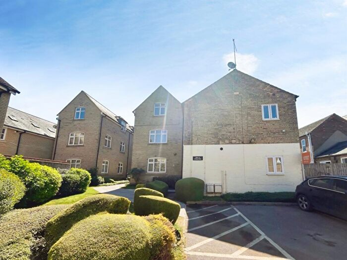 1 Bedroom Flat For Sale In Mews Close, Ramsey, Huntingdon, PE26