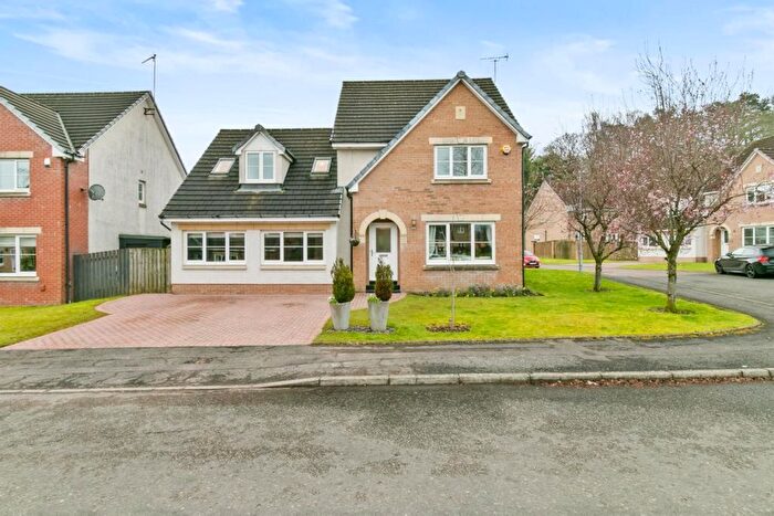 4 Bedroom Detached House For Sale In Deaconsgait Way, Deaconsbank, G46