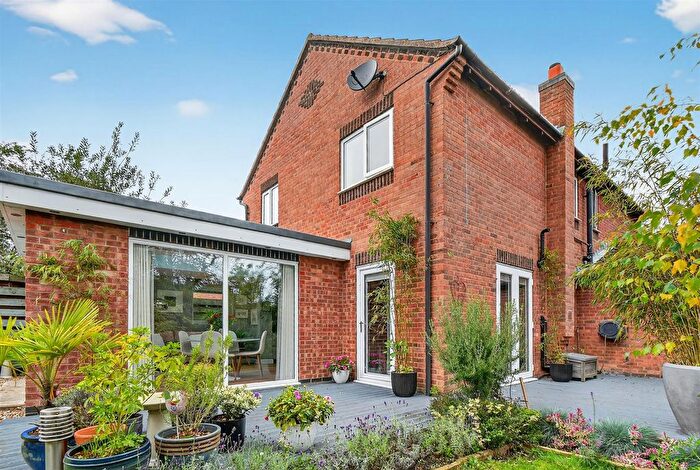 4 Bedroom Detached House For Sale In Beckside, Elvington, York, YO41