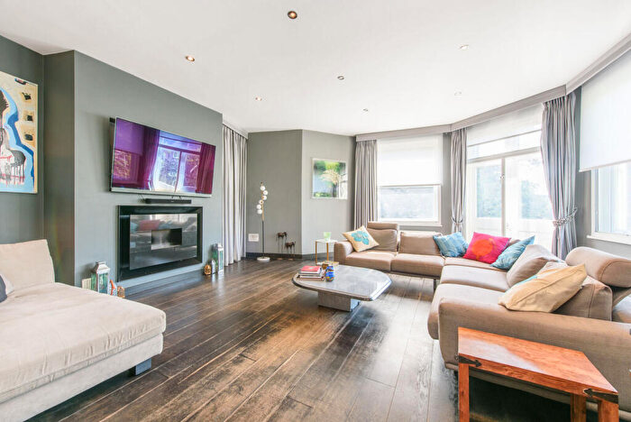 5 Bedroom Flat For Sale In Langland Gardens, Hampstead, London, NW3