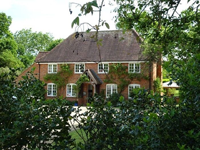 6 Bedroom Detached House To Rent In Fir Cottage Road, Finchampstead, Wokingham, RG40