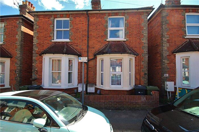 4 Bedroom Semi Detached House To Rent In Acacia Road, Guildford, Surrey, GU1