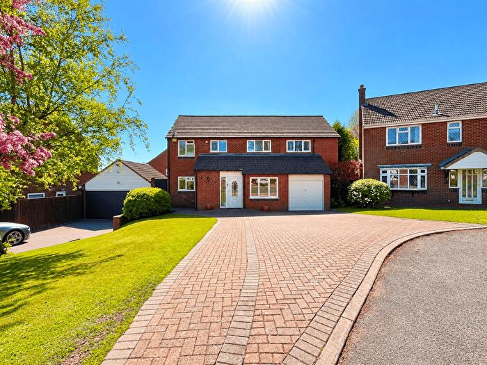 6 Bedroom Detached House For Sale In Hawfield Grove, Sutton Coldfield, B72