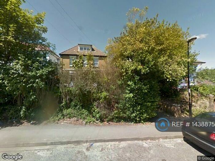 Studio To Rent In Lawn Road, Southampton, SO17