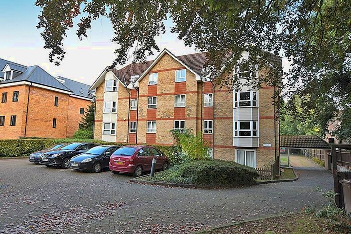 2 Bedroom Flat To Rent In London Road, Allington, Maidstone, ME16