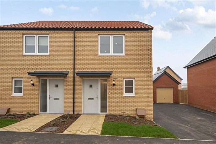 3 Bedroom Semi Detached House To Rent In Bedroom Semi Detached House In Brinkman Road, Sudbury, CO10