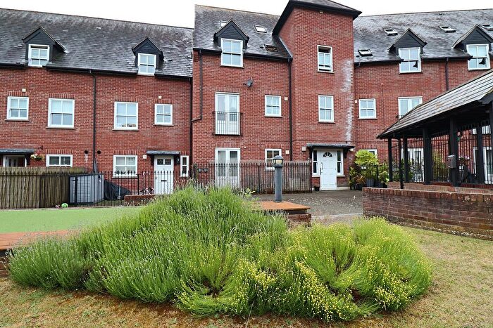 2 Bedroom Flat To Rent In Haslers Place, Haslers Lane, CM6