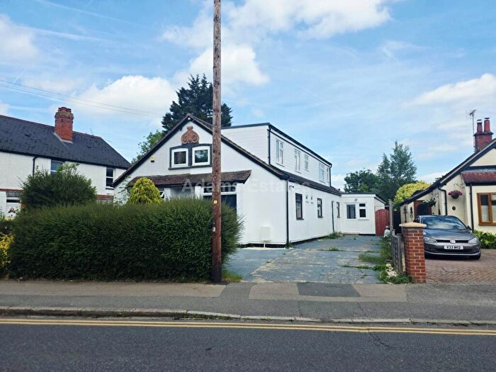6 Bedroom Semi Detached House To Rent In Whitley Wood Lane, Reading, RG2