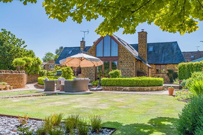 4 Bedroom Detached House For Sale In Lower Green, Ilmington, Shipston-on-Stour, Warwickshire, CV36