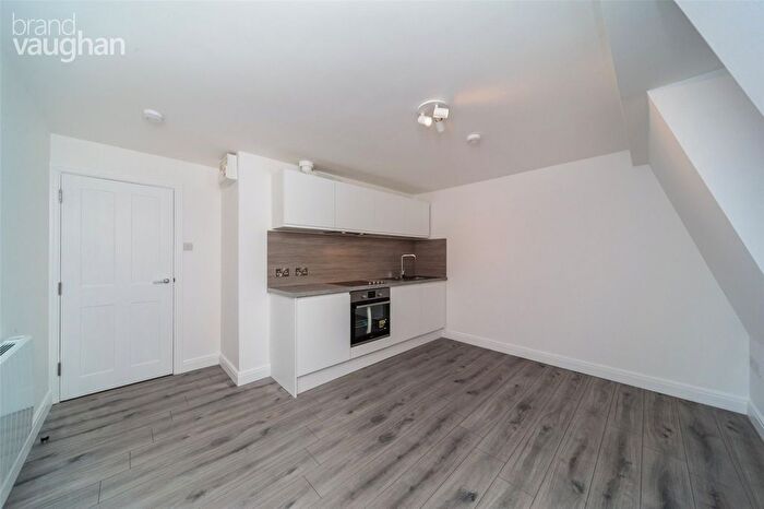 Studio To Rent In Howard Place, Brighton, East Sussex, BN1