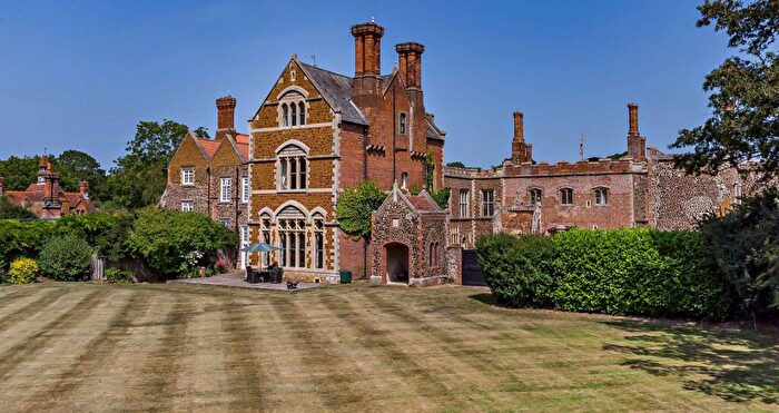 6 Bedroom House For Sale In Old Hunstanton, Norfolk, PE36