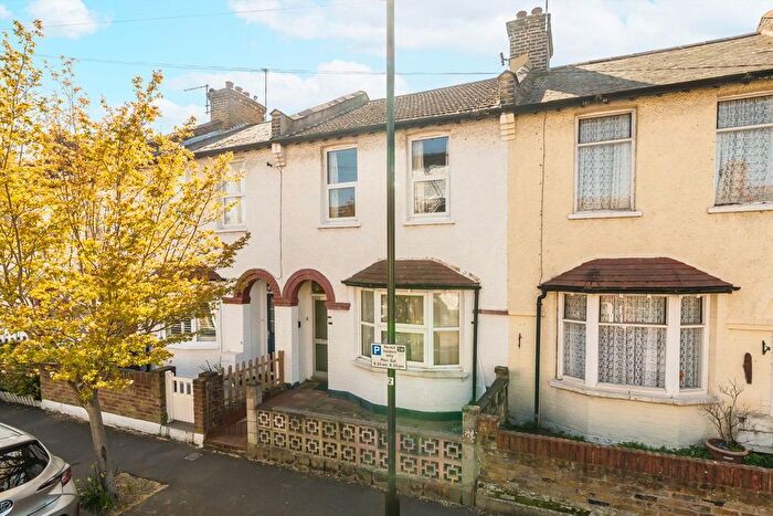3 Bedroom Property For Sale In Dane Road, Wimbledon, SW19
