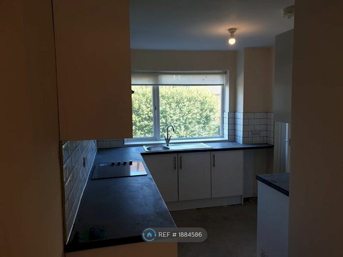 3 Bedroom Semi-Detached House To Rent In Coniscliffe Avenue, Newcastle Upon Tyne, NE3