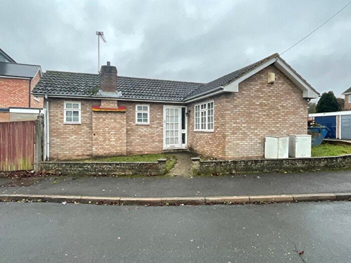 2 Bedroom Bungalow For Sale In Pitcairn Close, Collier Row, Romford, Essex, RM7