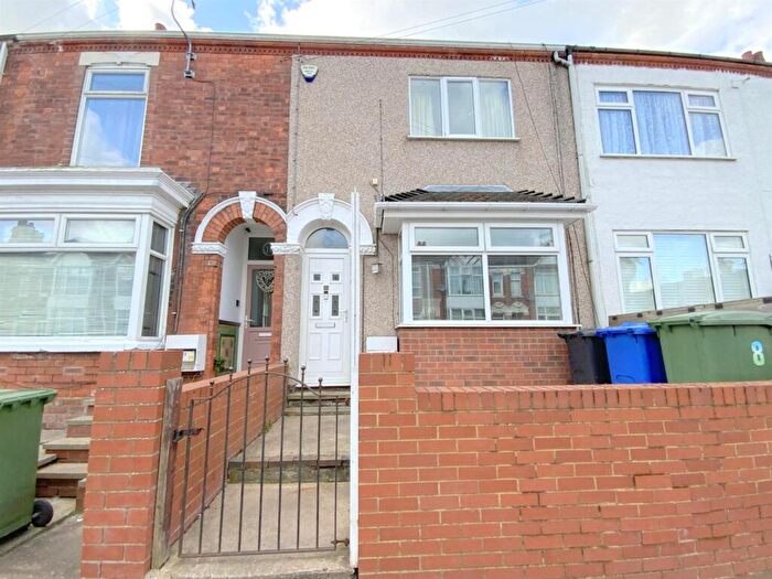 3 Bedroom Terraced House For Sale In Florence Street, Grimsby, DN32