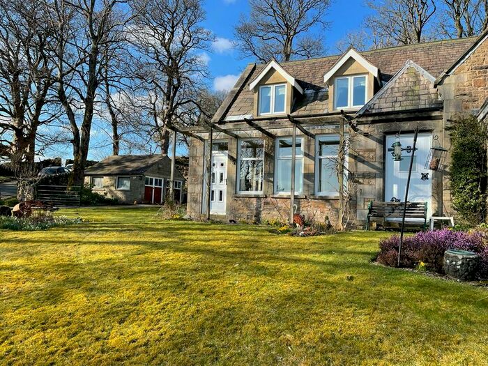 2 Bedroom Semi-Detached House For Sale In Kettlewell, Skipton, BD23