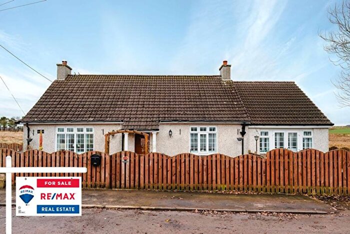 3 Bedroom Cottage For Sale In Moorview, Woolfords, West Calder, EH55