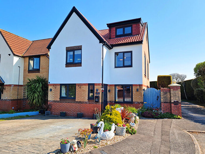 3 Bedroom Detached House For Sale In Cypress Gardens, Newton, Porthcawl, CF36