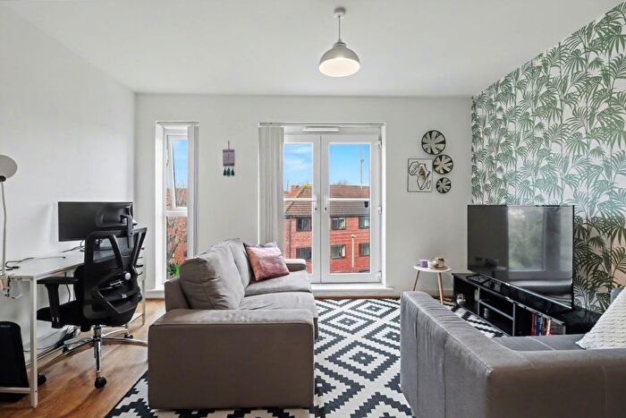 2 Bedroom Flat For Sale In Delaney Building, Derwent Street, Salford, M5