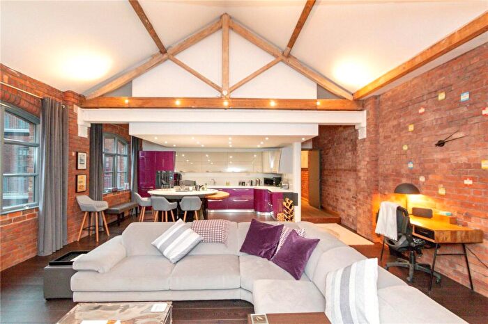 2 Bedroom Duplex To Rent In Ellesmere Street, Manchester, M15