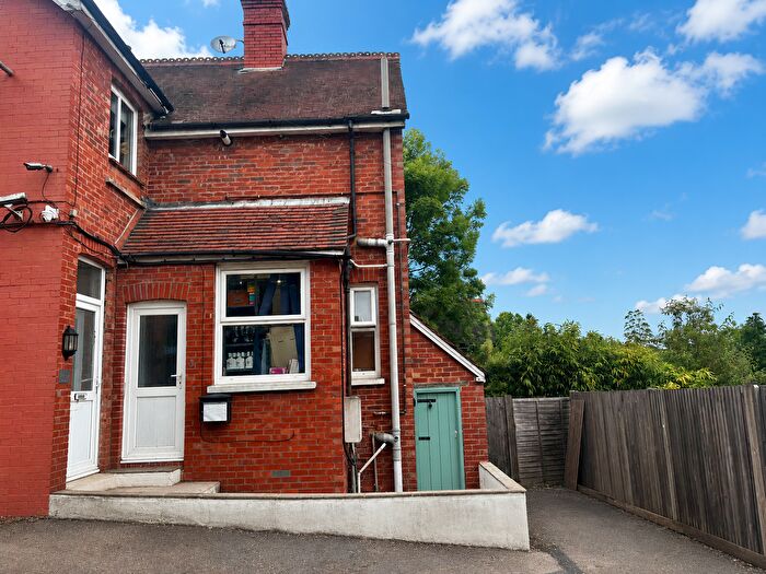 2 Bedroom Flat To Rent In Little London Road, Heathfield, TN21