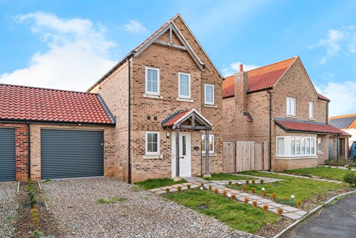 3 Bedroom Link Detached House For Sale In De Playz Close, Methwold, Thetford, IP26