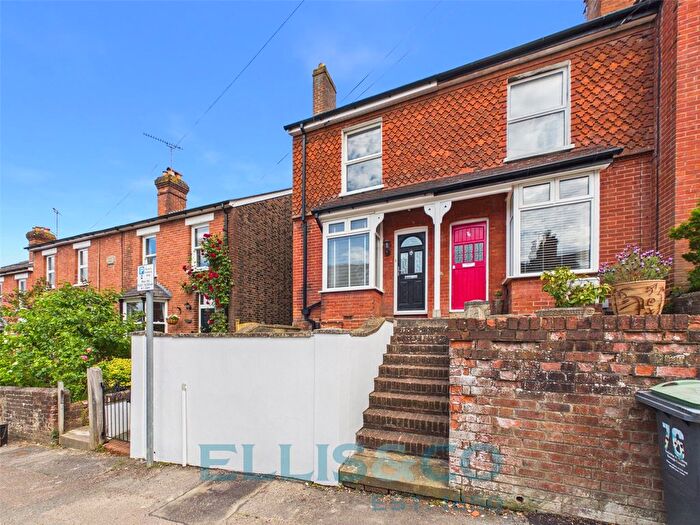 3 Bedroom End Terrace House For Sale In St. Marys Road, Tonbridge, Kent, TN9