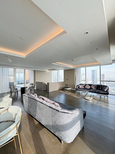 3 Bedroom Flat To Rent In Harbour Way London, E14