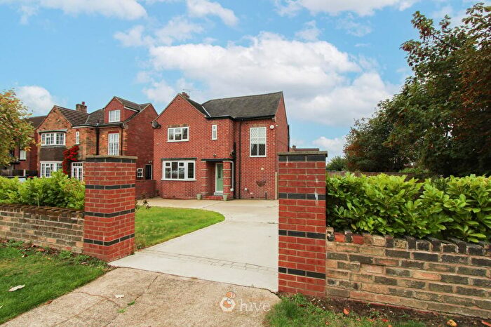 8 Bedroom Detached House For Sale In Stoops Road, Bessacarr, Doncaster, DN4