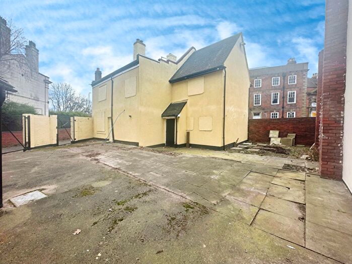 6 Bedroom Office For Sale In Lichfield Street, Bilston, WV14