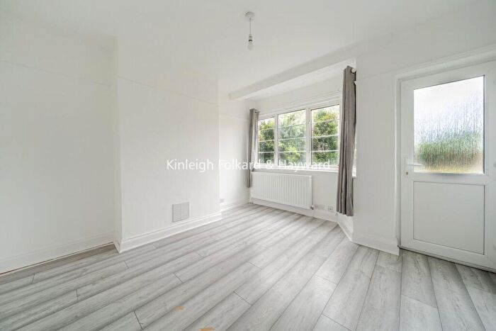 2 Bedroom Maisonette To Rent In Burnham Road, Dartford, Kent, DA1