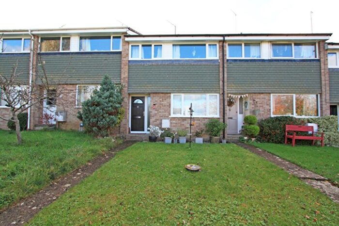 3 Bedroom Terraced House For Sale In Windrush, Highworth, SN6