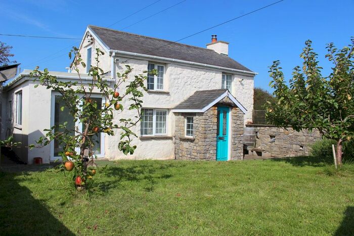 2 Bedroom Cottage For Sale In Monknash, Wick, CF71