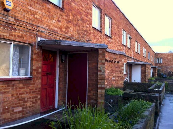 3 Bedroom Flat To Rent In Bridge Street, Hemel Hempstead, Hertfordshire, HP1