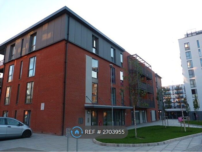 3 Bedroom Flat To Rent In Colindale, London, NW9