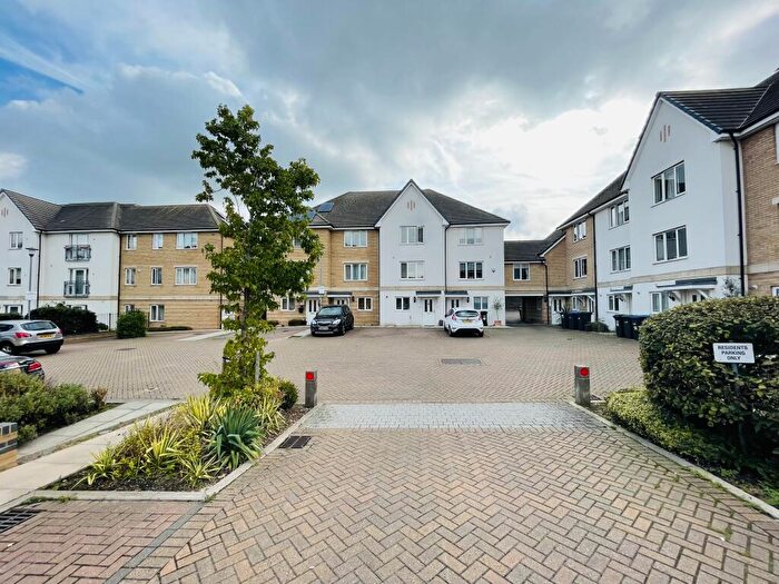 1 Bedroom Apartment To Rent In Beckwith Close, Enfield, EN2