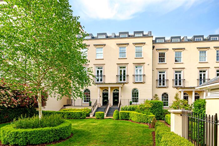 5 Bedroom House To Rent In The Knoll, Beckenham, Kent, BR3