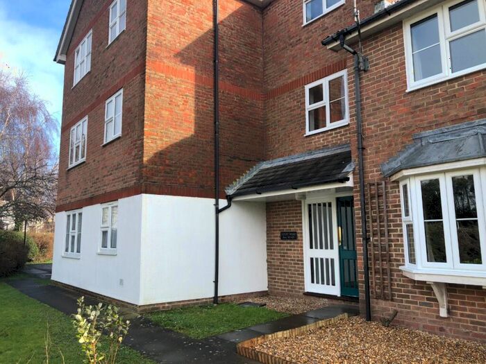 1 Bedroom Apartment To Rent In Court Road, Lewes, BN7