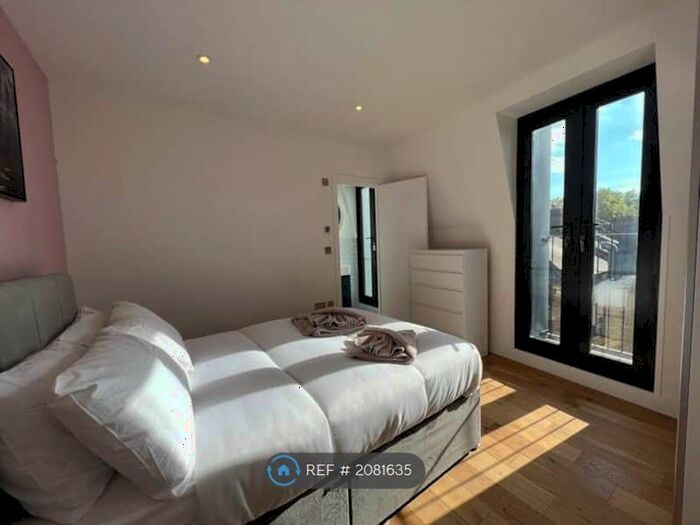 2 Bedroom Flat To Rent In Uxbridge Road, London, W13