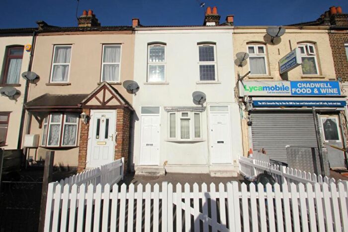 1 Bedroom Flat To Rent In High Road, RM6