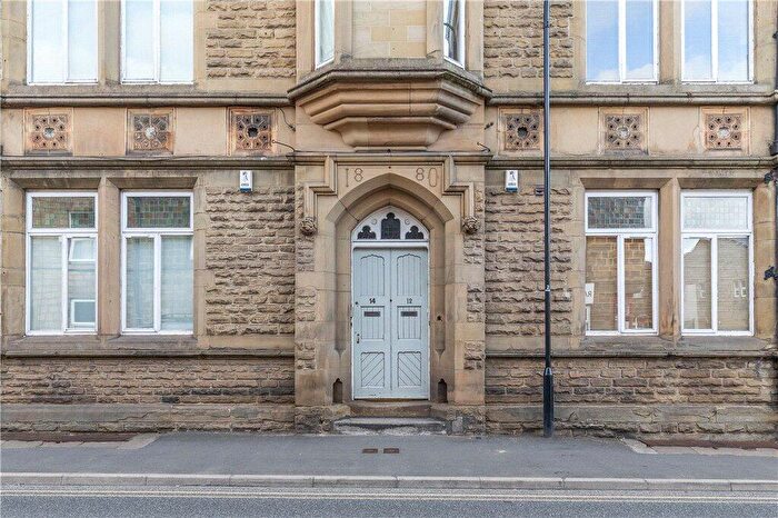 3 Bedroom Terraced House For Sale In Wesley Street, Otley, LS21