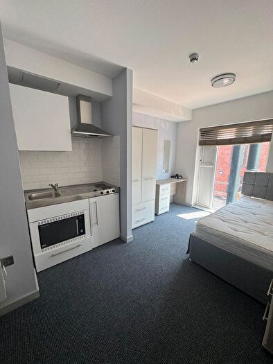 Studio To Rent In Queens Road, Coventry, CV1