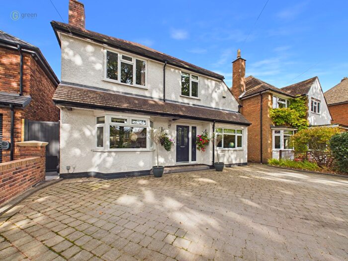 4 Bedroom Detached House For Sale In Hill Lane, Bassetts Pole, B75