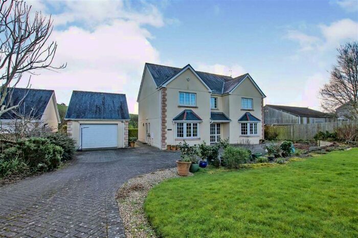 6 Bedroom Detached House For Sale In Llangain, Carmarthen, SA33