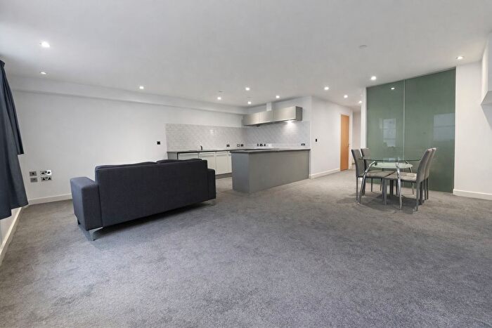 2 Bedroom Flat To Rent In Old Lenton Street, Nottingham, Nottinghamshire, NG1