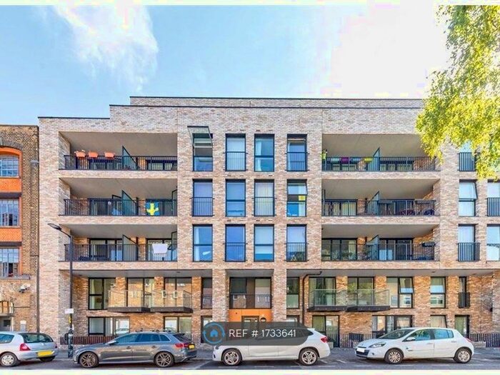 2 Bedroom Flat To Rent In Blue Anchor Lane, London, SE16
