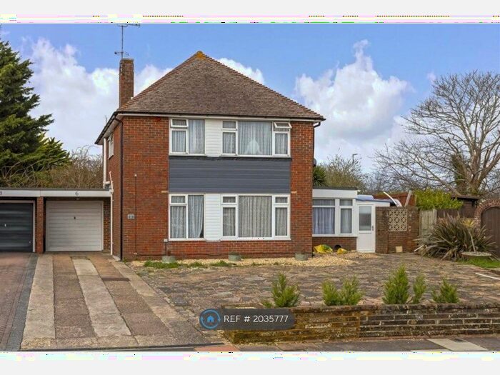 3 Bedroom Detached House To Rent In Cumberland Avenue, Goring-By-Sea, Worthing, BN12